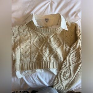 Cream trendy sweater. Size S. Worn 1x like brand new. From Ruby + Jenna boutique